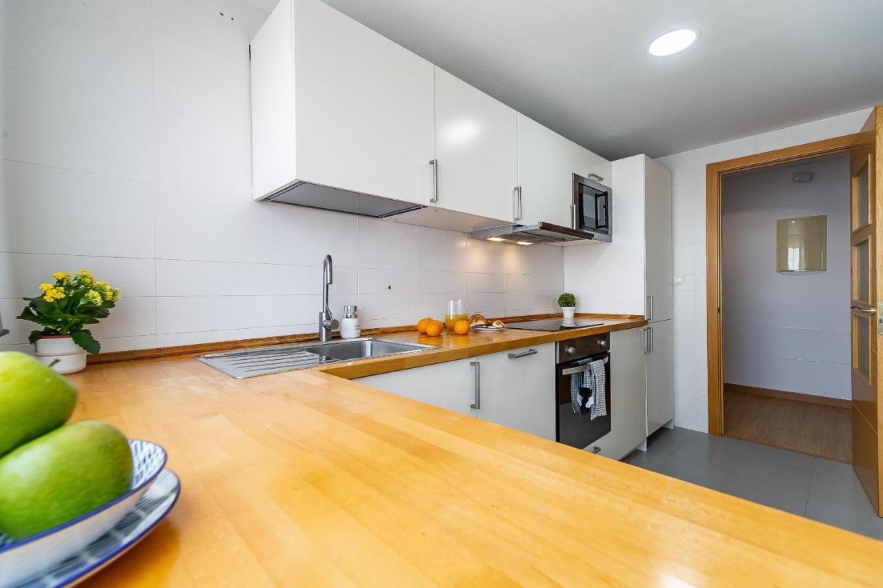Modern Beach Apartment Valparaiso With Parking 马拉加 外观 照片