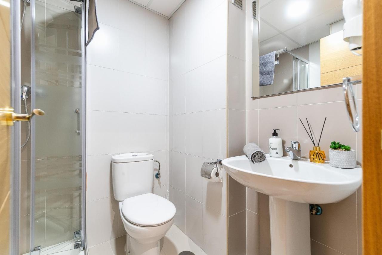 Modern Beach Apartment Valparaiso With Parking 马拉加 外观 照片