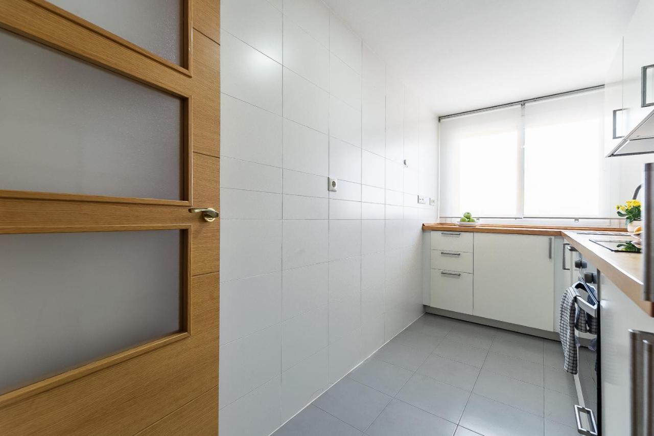 Modern Beach Apartment Valparaiso With Parking 马拉加 外观 照片